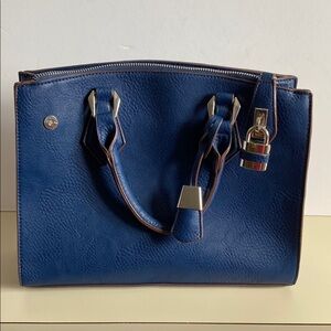 Elegant Blue Handbag